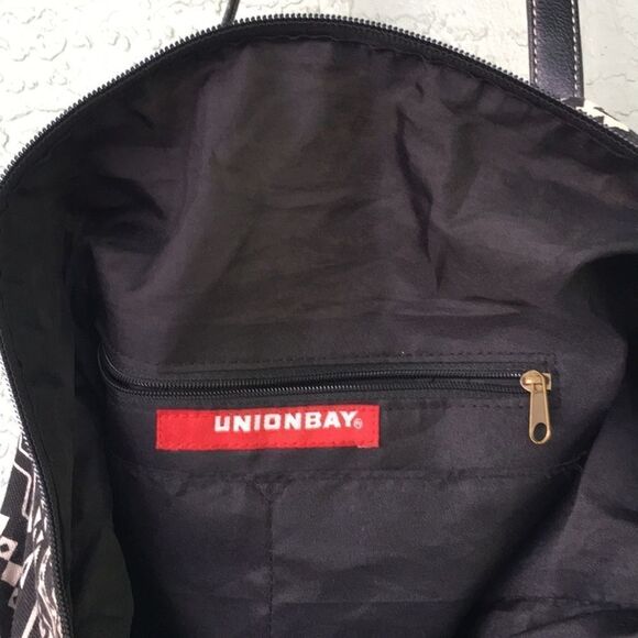 Unionbay Tribal Bag Never Used - Picture 8 of 16